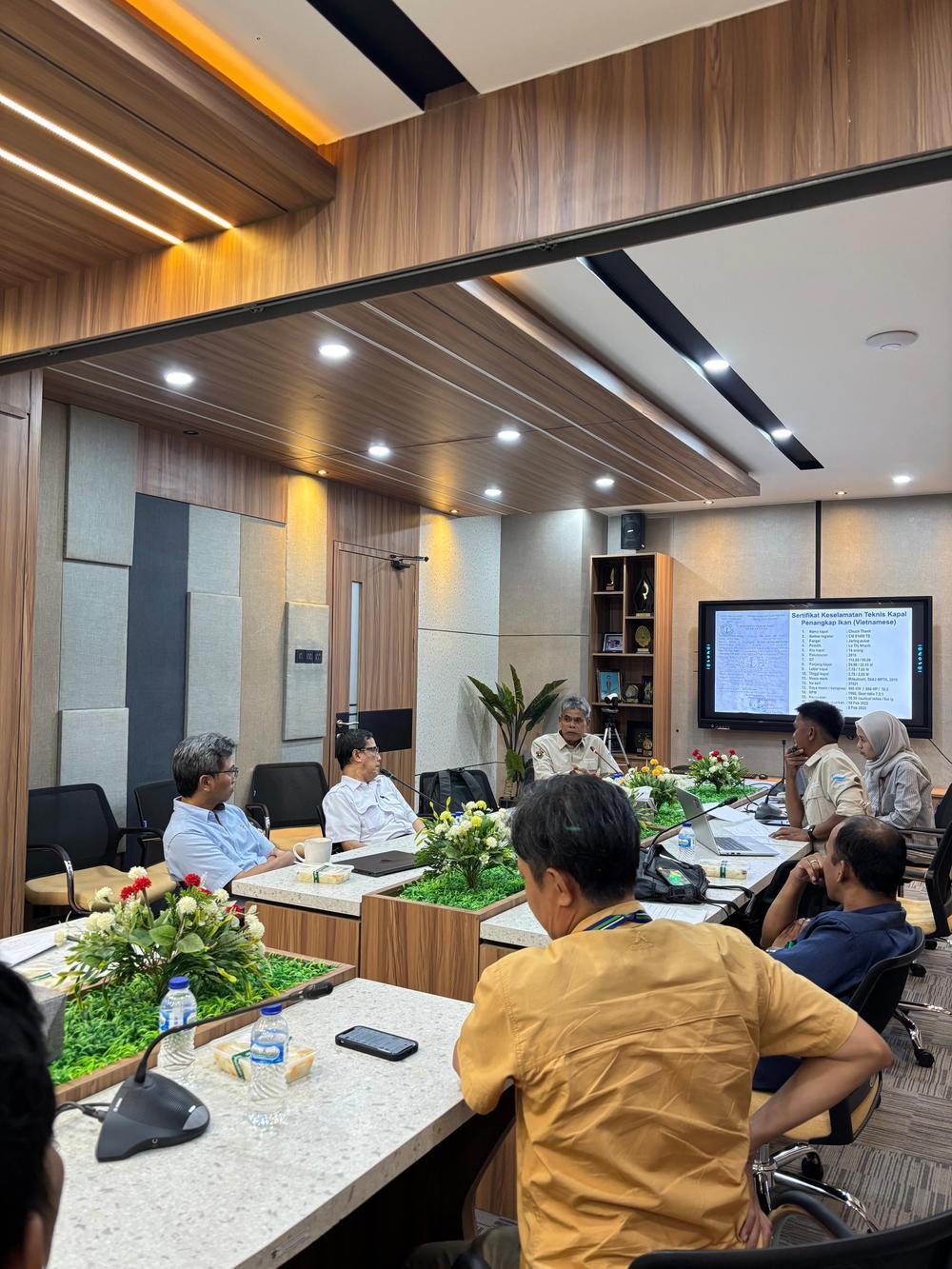 Pembahasan Mengenai Tindak Lanjut Kapal Unhas Explorer II