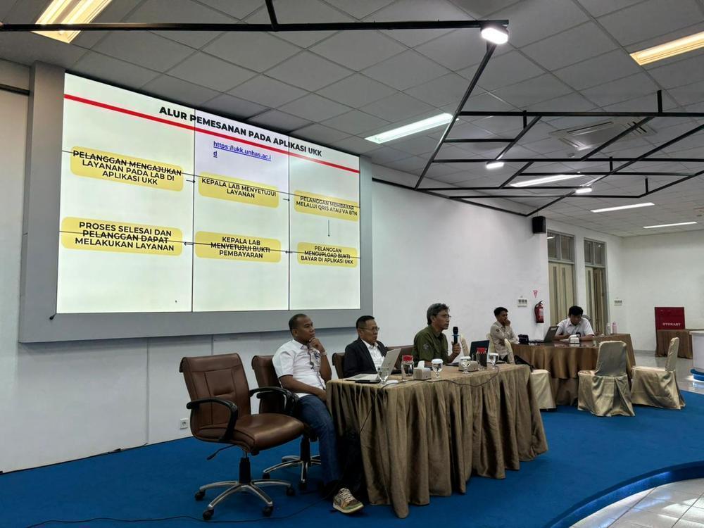 Sosialisasi Peraturan Rektor Tentang Mekanisme Penerimaan, Penggunaan dan Pertanggungjawaban Dana Laboratorium dan Surat Keputusan Rektor tentang Tarif Biaya Operasional Kapal Riset Unhas Explorer-1 Universitas Hasanuddin